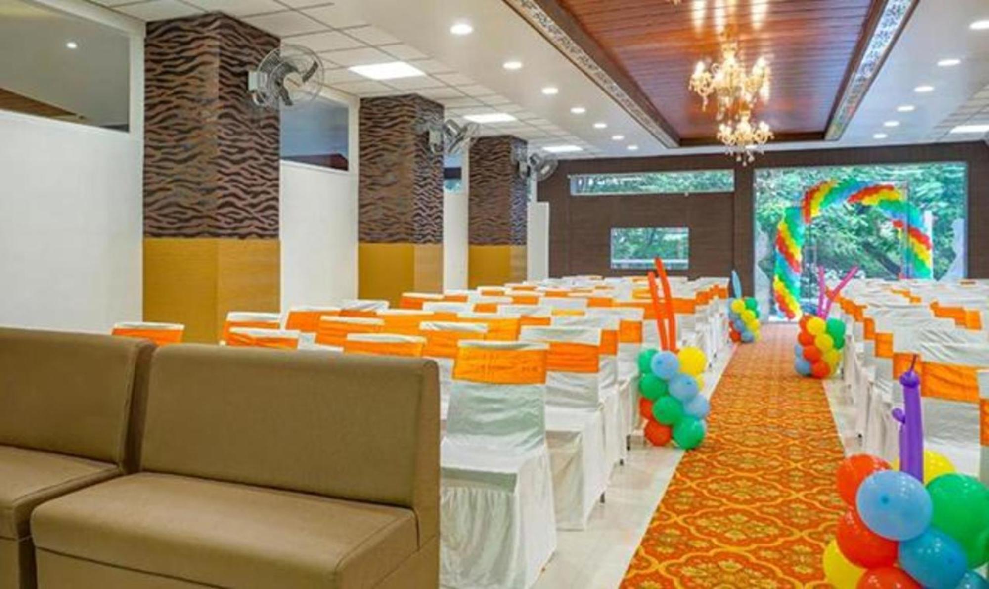 Hotel Omkar Executive Yerandwane Exterior foto