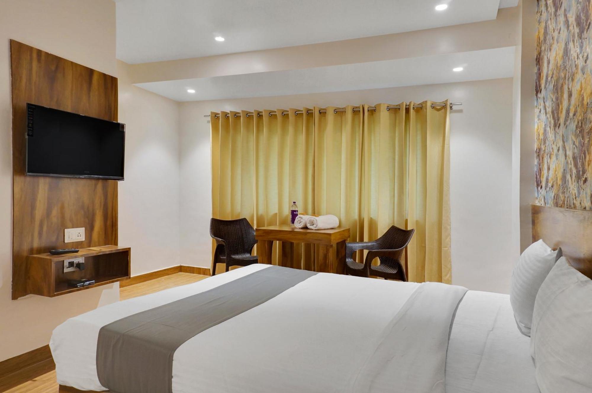 Hotel Omkar Executive Yerandwane Exterior foto